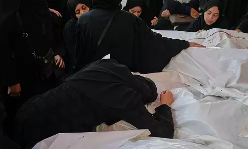 गाजा में सहायता स्थल पर गोलीबारी, 31 फिलिस्तीनियों की मौत; इजरायल के हवाई हमलों में 28 मरे