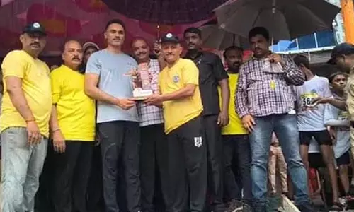 महाराष्ट्र: मंत्री योगेश कदम ने वर्षा मैराथन में लिया हिस्सा, स्वस्थ जीवनशैली अपनाने का दिया मंत्र महाराष्ट्र: मंत्री योगेश कदम ने वर्षा मैराथन में लिया हिस्सा, स्वस्थ जीवनशैली अपनाने का दिया मंत्र