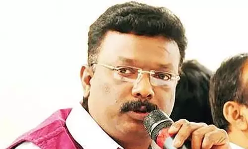 कांग्रेस-भाजपा में पिछड़ा वर्ग आरक्षण के प्रति प्रतिबद्धता का अभाव: BRS नेता दासोजू श्रवण कांग्रेस-भाजपा में पिछड़ा वर्ग आरक्षण के प्रति प्रतिबद्धता का अभाव: BRS नेता दासोजू श्रवण