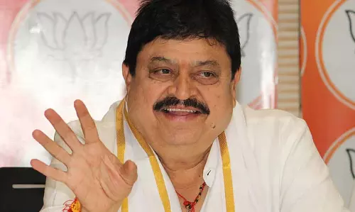 वरिष्ठ अभिनेता और पूर्व MLA कोटा श्रीनिवास राव का 83 वर्ष की आयु में निधन वरिष्ठ अभिनेता और पूर्व MLA कोटा श्रीनिवास राव का 83 वर्ष की आयु में निधन