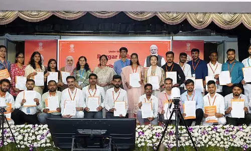 Bengaluru : 185 उम्मीदवारों को नियुक्ति पत्र वितरित किए गए Bengaluru : 185 उम्मीदवारों को नियुक्ति पत्र वितरित किए गए