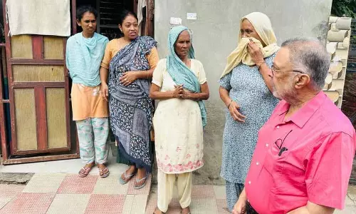 स्वास्थ्य मंत्री ने डायरिया प्रभावित Patiala village का दौरा किया