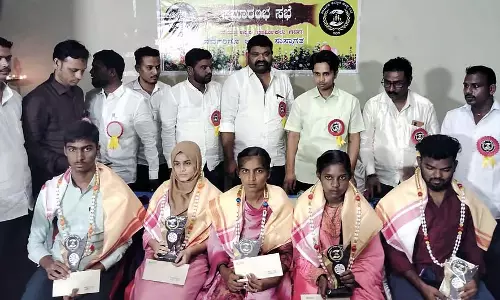 श्रमिकों का जीवन शांतिपूर्ण हो: युवा कांग्रेस अध्यक्ष