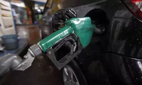 13 जुलाई 2025 को Chennai में पेट्रोल और डीजल की कीमतें देखें 13 जुलाई 2025 को Chennai में पेट्रोल और डीजल की कीमतें देखें