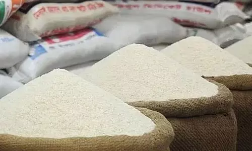 Thane : 200 टन एक्सपायरी डेट का खाद्य पदार्थ जब्त, दो गिरफ्तार