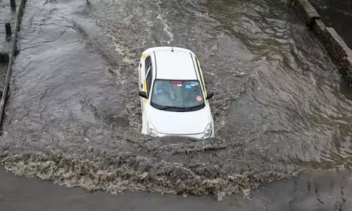 गुड़गांव में जलभराव से परेशान युवक ने कहा- छोड़ दूंगा भारत गुड़गांव में जलभराव से परेशान युवक ने कहा- छोड़ दूंगा भारत