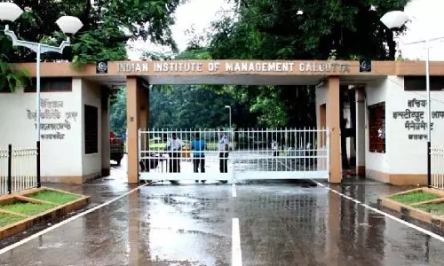 IIM-कलकत्ता बलात्कार मामला: महिला के पिता ने घटना से किया इनकार