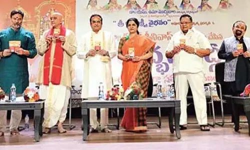 भगवद् गीता के श्लोकों को नियमित रूप से सुनना चाहिए: Ghazal Srinivas