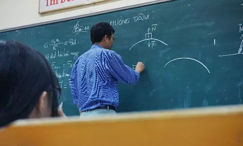 MP में 2025 तक 13,089 प्राथमिक शिक्षकों की भर्ती