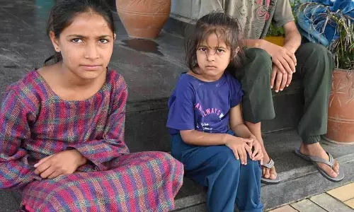 Himachal: सूरत में बाढ़ के डर से बच्चे बेचैन, नींद उड़ी