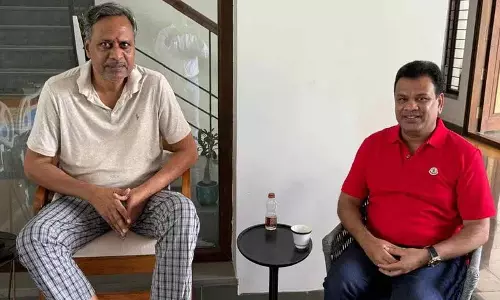 महेश बिगाला ने विधायक पल्ला राजेश्वर रेड्डी से मुलाकात की महेश बिगाला ने विधायक पल्ला राजेश्वर रेड्डी से मुलाकात की