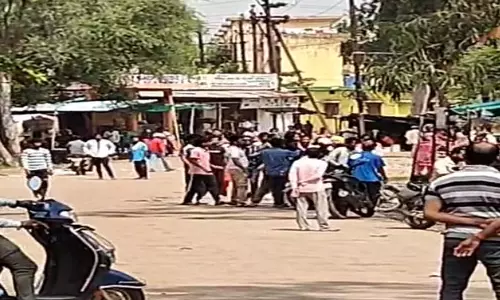 पौधरोपण कार्यक्रम के दौरान बवाल, बजरंग दल कार्यकर्ताओं और नाबालिगों के बीच मारपीट पौधरोपण कार्यक्रम के दौरान बवाल, बजरंग दल कार्यकर्ताओं और नाबालिगों के बीच मारपीट