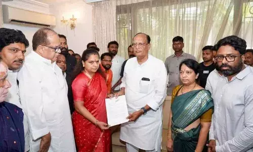 BRS नेता एमएलसी कविता ने टीनमार मल्लन्ना के खिलाफ शिकायत की
