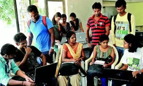 ऐसा लगता है कि अब विशुद्ध विज्ञान के पदों के लिए कोई रिक्तियां नहीं !