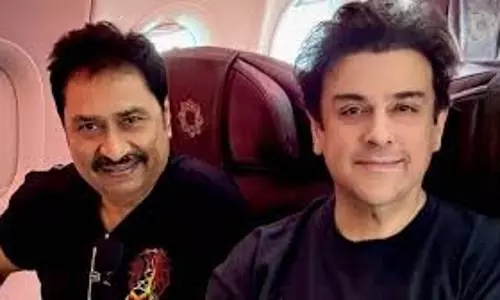 अदनान सामी ने फ्लाइट में कुमार सानू से की लंबे समय बाद मुलाकात अदनान सामी ने फ्लाइट में कुमार सानू से की लंबे समय बाद मुलाकात