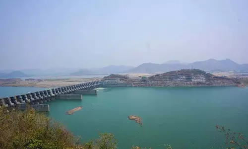 Andhra : पोलावरम-बनकाचार्ला लिंक परियोजना के लिए रक्षा तैयारी की Andhra : पोलावरम-बनकाचार्ला लिंक परियोजना के लिए रक्षा तैयारी की