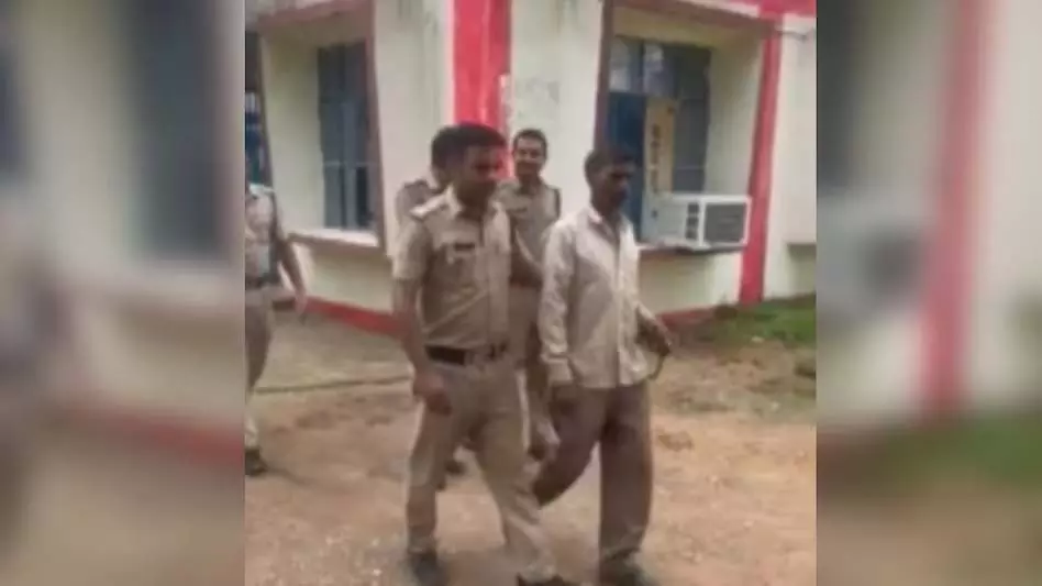 270 दिन बाद हत्या का राज खुला, खेत में जमीन अंदर मिली लाश 270 दिन बाद हत्या का राज खुला, खेत में जमीन अंदर मिली लाश