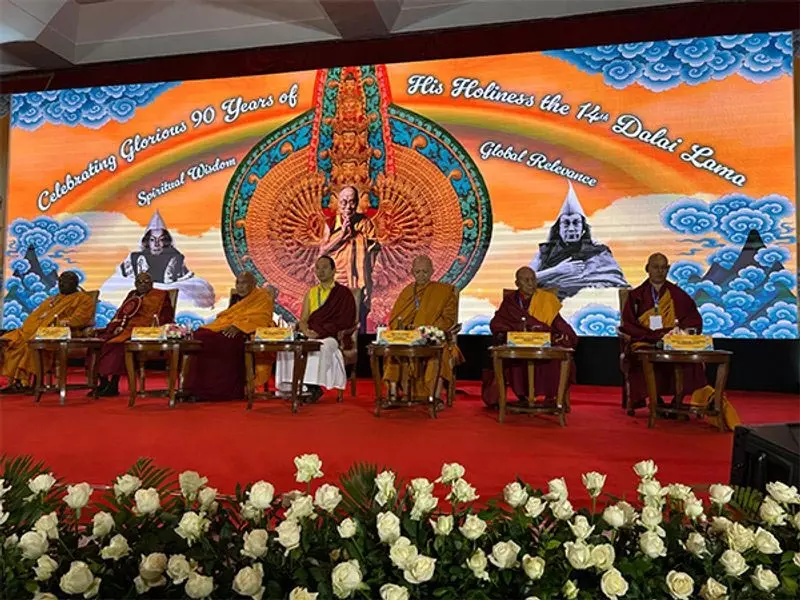 21वीं सदी में बुद्ध धर्म की प्रासंगिकता पर विद्वानों का मंथन 21वीं सदी में बुद्ध धर्म की प्रासंगिकता पर विद्वानों का मंथन
