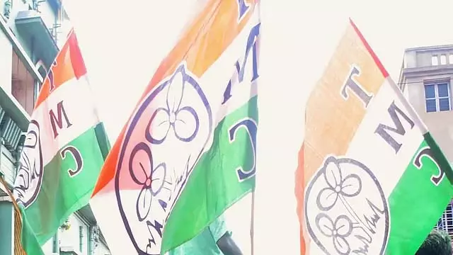 पश्चिम बंगाल: बीरभूम में TMC नेता की गोली मारकर हत्या, तीन गिरफ्तार पश्चिम बंगाल: बीरभूम में TMC नेता की गोली मारकर हत्या, तीन गिरफ्तार