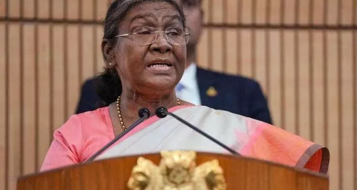 ओडिशा छात्र त्रासदी पर बीजद, कांग्रेस ने राष्ट्रपति मुर्मू से मुलाकात की मांग की ओडिशा छात्र त्रासदी पर बीजद, कांग्रेस ने राष्ट्रपति मुर्मू से मुलाकात की मांग की