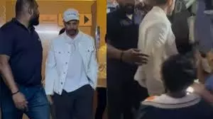 Hrithik Roshan ने दिया प्रमोशन पर जोर, छोटे फैन्स को किया नजरअंदाज Hrithik Roshan ने दिया प्रमोशन पर जोर, छोटे फैन्स को किया नजरअंदाज