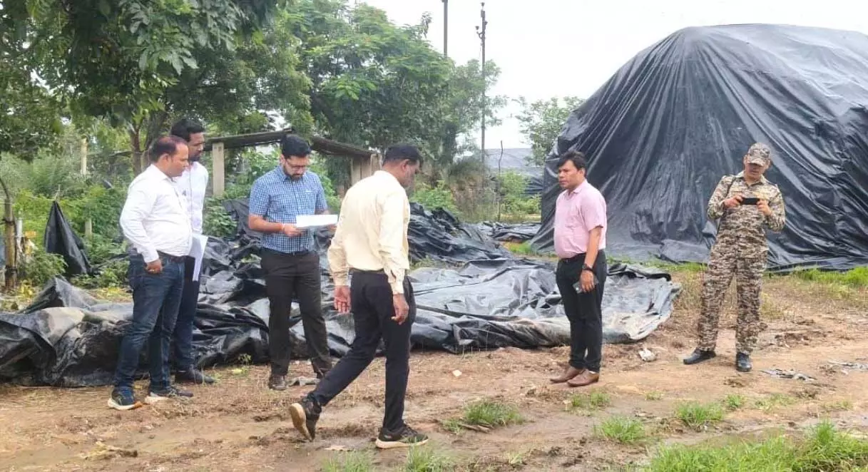 महासमुंद कलेक्टर ने किया पिथौरा संग्रहण केंद्र का औचक निरीक्षण महासमुंद कलेक्टर ने किया पिथौरा संग्रहण केंद्र का औचक निरीक्षण