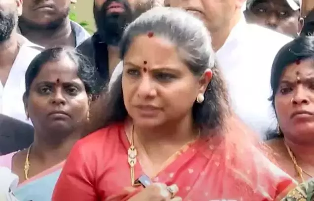 Telangana: कविता ने टीनमार मल्लन्ना के खिलाफ कार्रवाई की मांग की Telangana: कविता ने टीनमार मल्लन्ना के खिलाफ कार्रवाई की मांग की