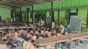 ग्रामीण स्कूलों में बुनियादी सुविधाओं का अभाव: तमिलिसाई ग्रामीण स्कूलों में बुनियादी सुविधाओं का अभाव: तमिलिसाई