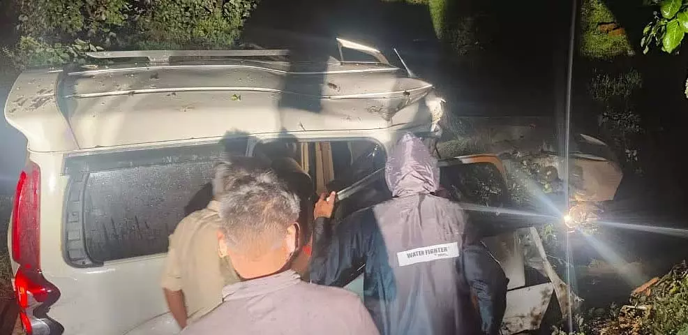 गाय को बचाने की कोशिश में स्कॉर्पियो के दुर्घटनाग्रस्त होने से राजस्थान के चार लोगों की मौत गाय को बचाने की कोशिश में स्कॉर्पियो के दुर्घटनाग्रस्त होने से राजस्थान के चार लोगों की मौत