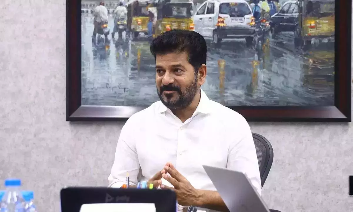 तेलंगाना को एक ट्रिलियन की अर्थव्यवस्था बनाने के लिए सरकार प्रतिबद्ध: Revanth तेलंगाना को एक ट्रिलियन की अर्थव्यवस्था बनाने के लिए सरकार प्रतिबद्ध: Revanth
