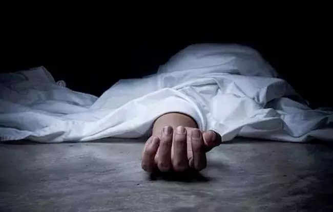 Telangana: कुकटपल्ली में मिलावटी ताड़ी कांड एक और व्यक्ति की मौत Telangana: कुकटपल्ली में मिलावटी ताड़ी कांड एक और व्यक्ति की मौत