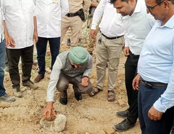 DDC डोडा ने GMC में एकीकृत स्वच्छता और कौशल विकास सुविधा की आधारशिला रखी DDC डोडा ने GMC में एकीकृत स्वच्छता और कौशल विकास सुविधा की आधारशिला रखी