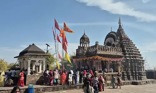 जबलपुर में नंदी पर स्थापित भारत की अनोखी शिव-पार्वती विवाह मूर्ति