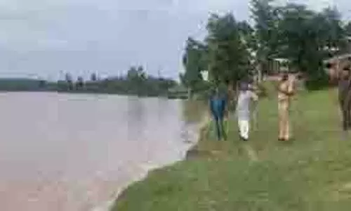 MP News: पिकनिक मनाते समय नदी में आई बाढ़ से हादसे का शिकार हुआ परिवार