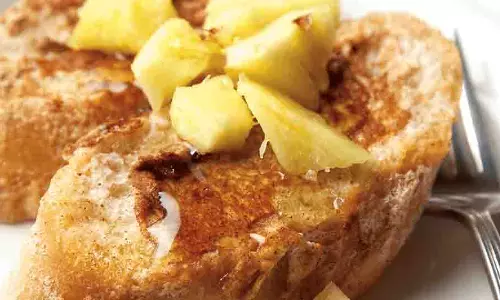Pineapple French Toast: नाश्ते में ट्राई करें ये खास डिश Pineapple French Toast: नाश्ते में ट्राई करें ये खास डिश