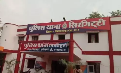 महिला कर्मचारी की मौत, मार्केटिंग कंपनी के मैनेजर से पूछताछ करेगी पुलिस महिला कर्मचारी की मौत, मार्केटिंग कंपनी के मैनेजर से पूछताछ करेगी पुलिस