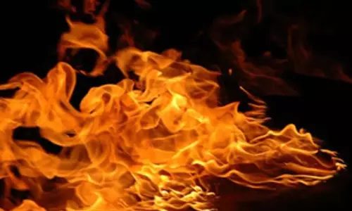 Odisha: दहेज की मांग को लेकर ससुराल वालों ने महिला को आग के हवाले कर दिया Odisha: दहेज की मांग को लेकर ससुराल वालों ने महिला को आग के हवाले कर दिया