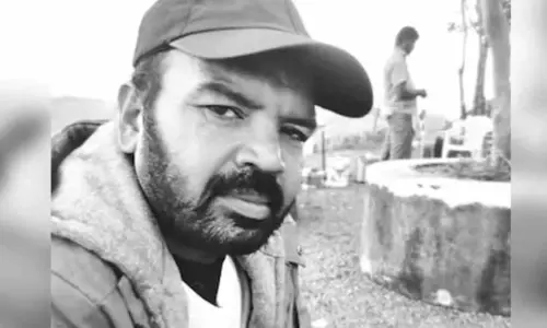 Mohan Raj की तमिलनाडु के नागपट्टिनम में फिल्म की शूटिंग के दौरान सेट पर दुखद मौत Mohan Raj की तमिलनाडु के नागपट्टिनम में फिल्म की शूटिंग के दौरान सेट पर दुखद मौत
