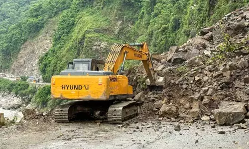 भूस्खलन के बाद Chandigarh-Manali राजमार्ग पर आंशिक यातायात बहाल