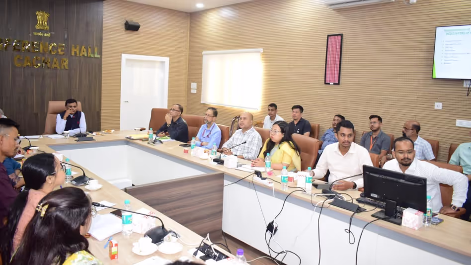 Assam  के मुख्य सचिव ने बराक घाटी को विकास की प्राथमिकता बताया