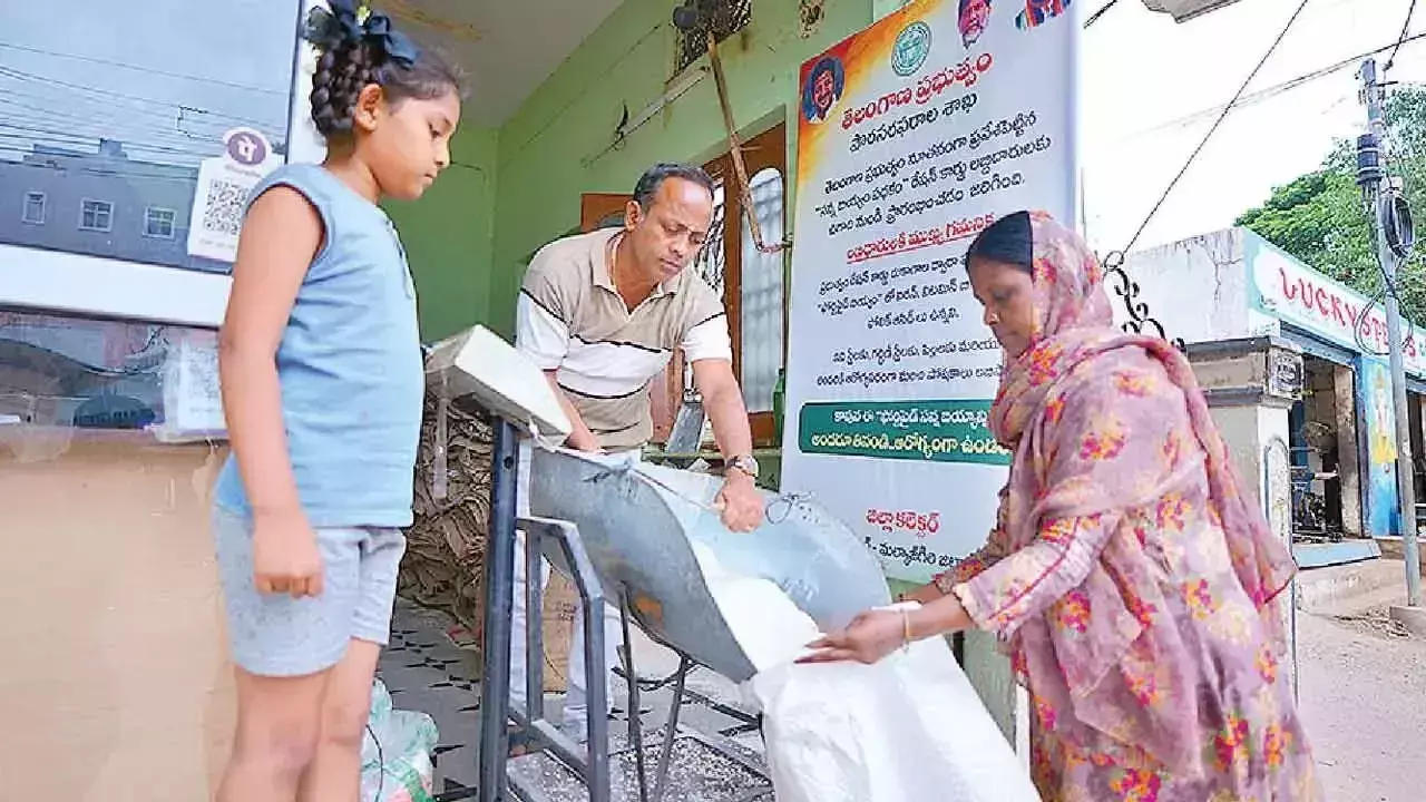 Telangana: स्थानीय निकाय चुनावों में जीत के लिए कांग्रेस इस योजना का लाभ उठाने को तैयार Telangana: स्थानीय निकाय चुनावों में जीत के लिए कांग्रेस इस योजना का लाभ उठाने को तैयार