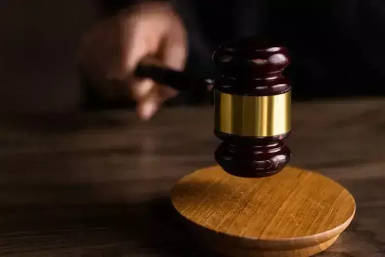 Kerala : फोन खरीदने के 2 दिन के अंदर ही व्यक्ति को ओवरहीटिंग की समस्या का सामना करना पड़ा Kerala : फोन खरीदने के 2 दिन के अंदर ही व्यक्ति को ओवरहीटिंग की समस्या का सामना करना पड़ा