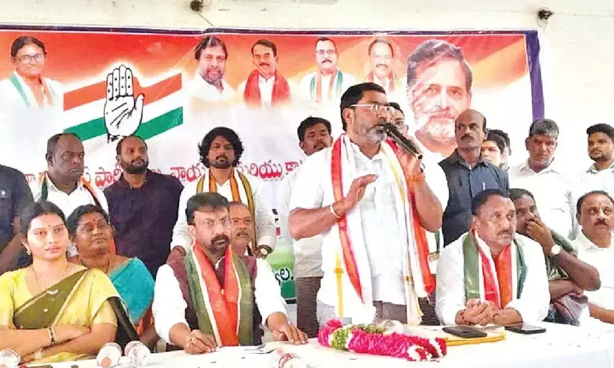 Telangana: स्थानीय चुनावों से पहले कांग्रेस ने गति पकड़ी