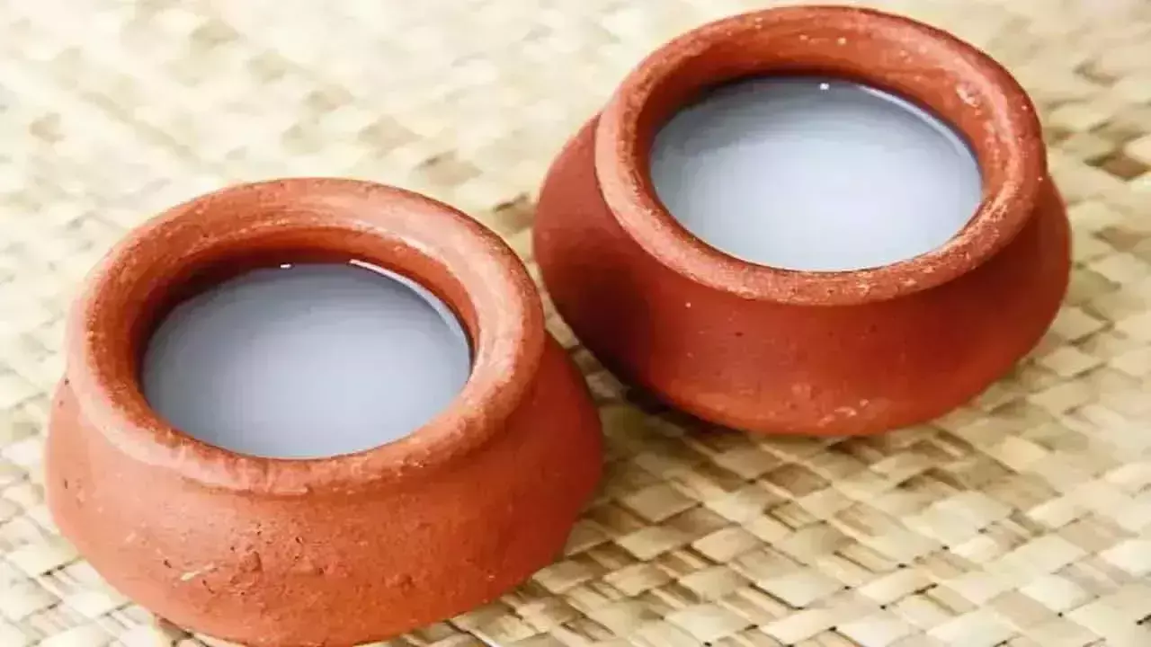 हैदराबाद में ताड़ी में मिलावट: मृतकों की संख्या नौ हुई हैदराबाद में ताड़ी में मिलावट: मृतकों की संख्या नौ हुई