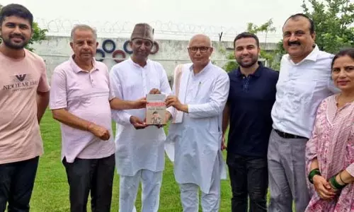 Jammu: कर्नल आर के शर्मा पर आधारित पुस्तक ‘शूरवीर’ का विमोचन
