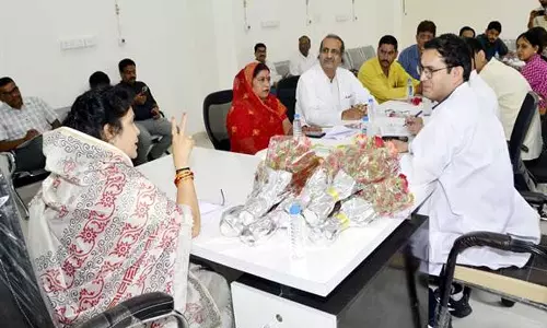 Bhopal : बेहतर स्वास्थ्य सुविधाओं के लिए गोविंदपुरा अस्पताल का कायाकल्प होगा Bhopal : बेहतर स्वास्थ्य सुविधाओं के लिए गोविंदपुरा अस्पताल का कायाकल्प होगा