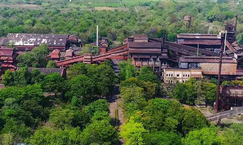 Paloncha में स्पंज आयरन संयंत्र के पुनरुद्धार पर अनिश्चितता का साया