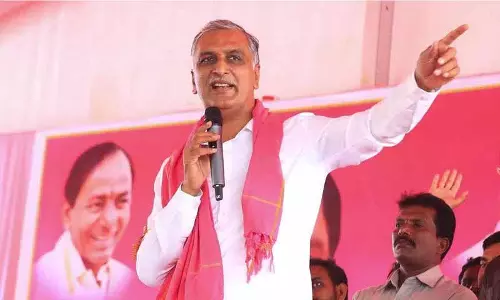 Harish Rao ने गुरुकुलों में खतरनाक संकट के लिए कांग्रेस सरकार को जिम्मेदार ठहराया Harish Rao ने गुरुकुलों में खतरनाक संकट के लिए कांग्रेस सरकार को जिम्मेदार ठहराया