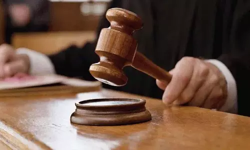 विवाहित महिला को परेशान करने के आरोप में व्यक्ति को दो साल की जेल