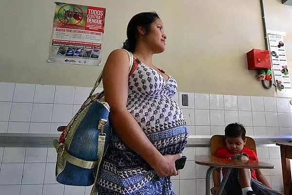 ग्रामीण महिलाएं लाभ से वंचित: केवल 38% को ही दूसरी बार प्रसव के बाद बालिका के जन्म पर धनराशि मिलती है ग्रामीण महिलाएं लाभ से वंचित: केवल 38% को ही दूसरी बार प्रसव के बाद बालिका के जन्म पर धनराशि मिलती है
